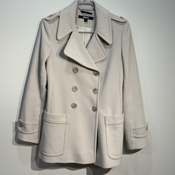 DKNY Ivory coat - women’s size 6 (wool & cashmere ) - Picture 1 of 8